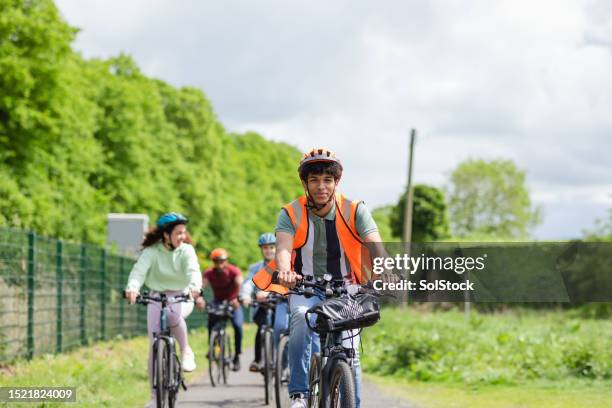 building confidence on the bicycle ride - competitive stock pictures, royalty-free photos & images