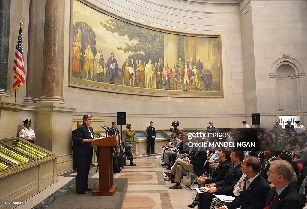 US-CITIZENSHIP-NATURALIZATION-NAPOLITANO