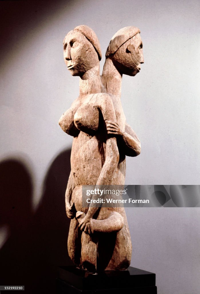 Sakalava family graves were marked by wooden carvings of schematic human figures or animals