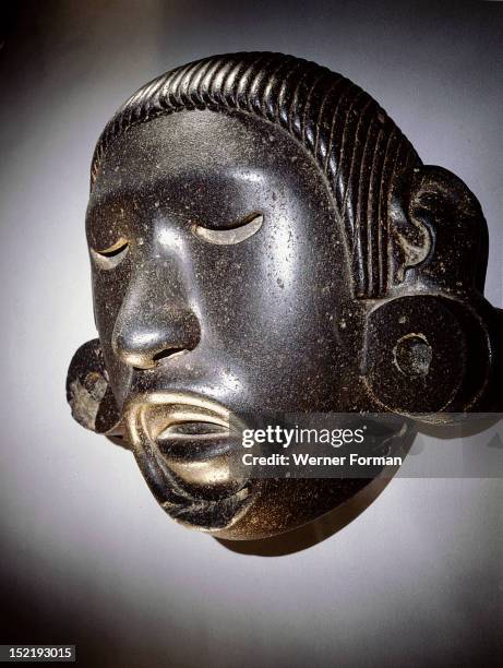 Aztec Flayed 49 Aztec Warrior Symbols Stock Photos, High-Res Pictures, and Images ...