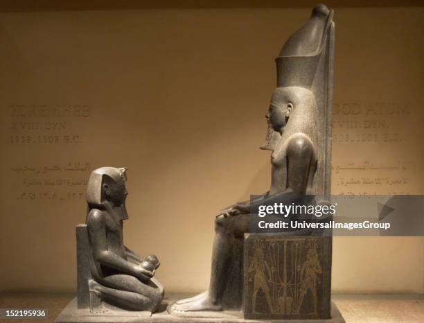 Egyptian Art, Horemheb, Last Pharaoh of 18th Dynasty, New Kingdom, Ruled from 1323 to 1295 BC, Horemheb offerer kneeling before the god Atum, Luxor...