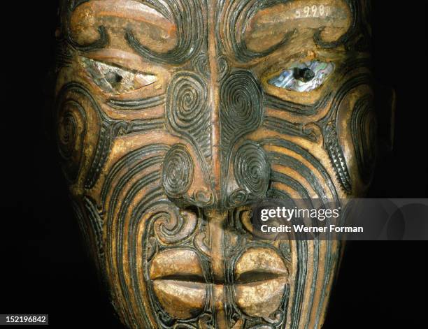 Polynesian Tattoo Symbols Photos and Premium High Res Pictures - Getty ...
