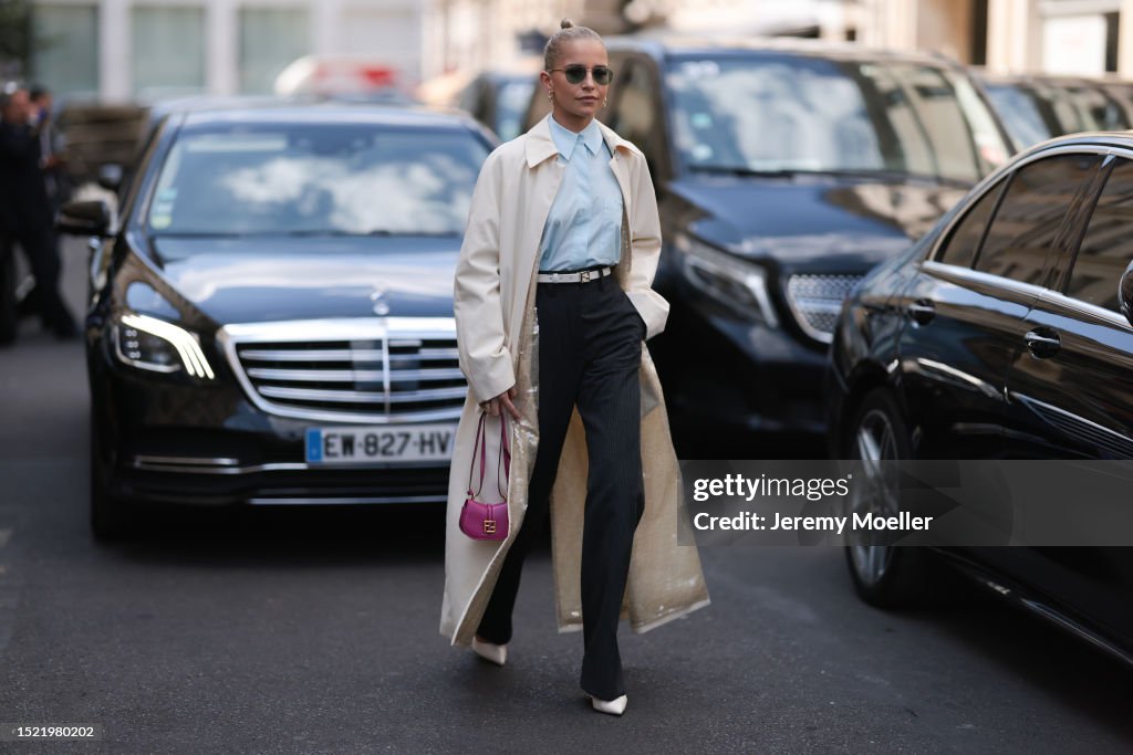 Street Style - Paris Fashion Week - Haute Couture Fall/Winter 2023/2024 - Day Four