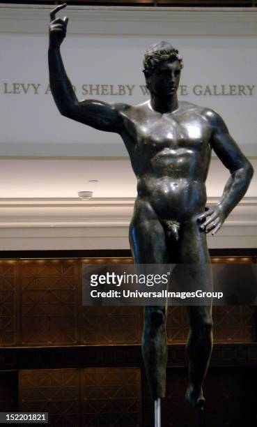 Greek Art, Hellenistic, Bronze male statue, 2nd or 1st century B.C., Metropolitan Museum of Art, New York, United States.