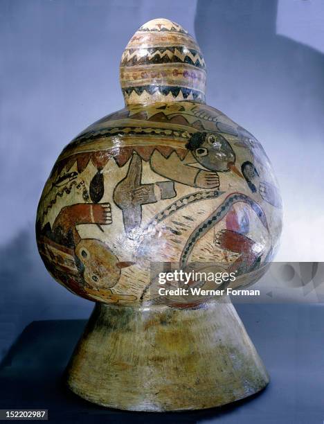 Nazca Snake Three Headed Snake Photos and Premium High Res Pictures - Getty Images