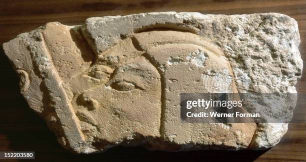 Fragment of a relief, Egypt. Ancient Egyptian. 18th dynasty c 1352 1336 BC. Amarna period.