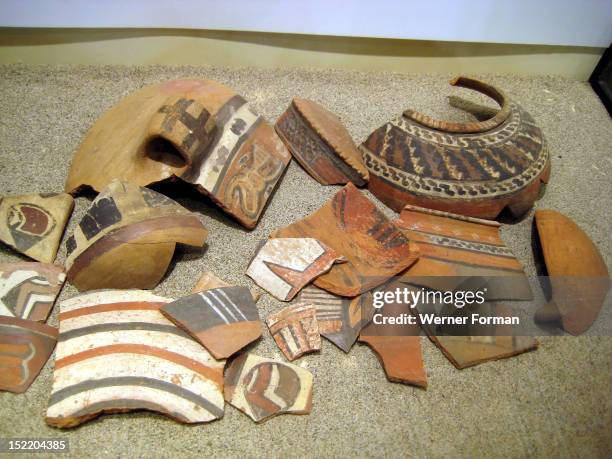 327 Nazca Pottery Stock Photos, High-Res Pictures, and Images - Getty ...
