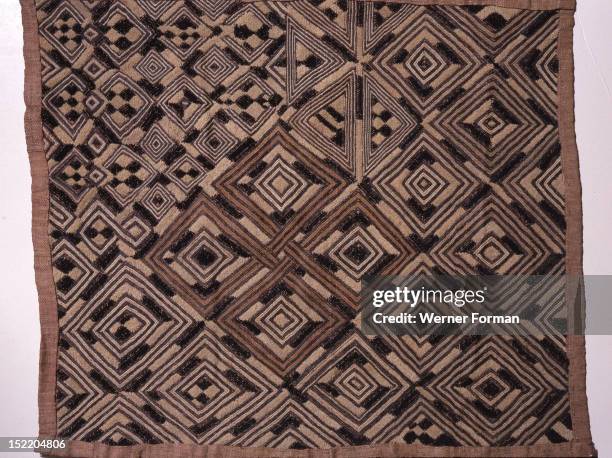 Interface Raffia Loom 1,009 Raffia Textile Stock Photos, High-Res Pictures, and Images ...