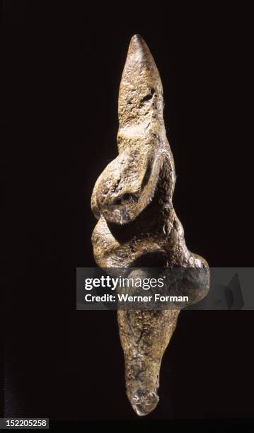 Stylised female figurine, the so called Venus of Savignano, Many of these statuettes are considered to have been used as fertility symbols. Italy....