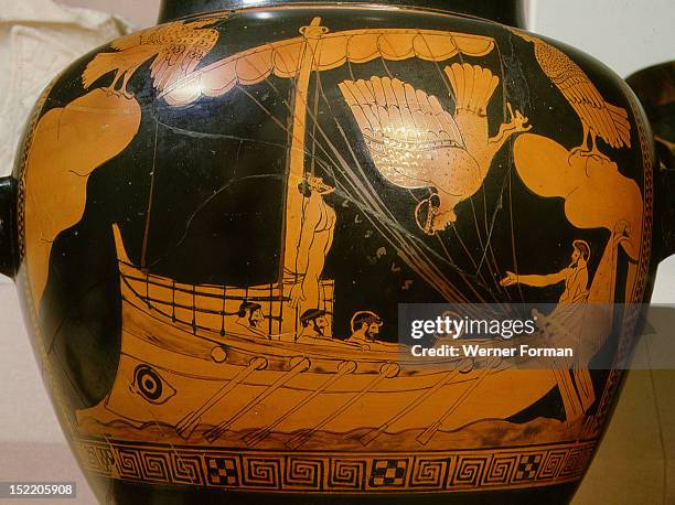 Stamnos depicting Odysseus tied to the mast listening to the songs of the Sirens, Greece. Ancient Greek. C 480 BC. Athens.