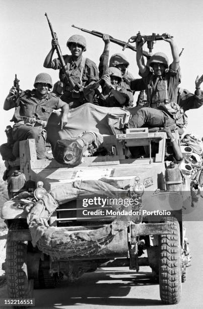 Israeli soldiers smiling for having won the Six Day War. June 1967
