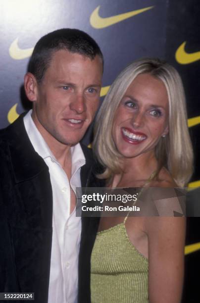 Lance Armstrong and Kristin Richard attend the premiere of "Lantana" on November 6, 2001 at the Pacific Design Theater in Hollywood, California.