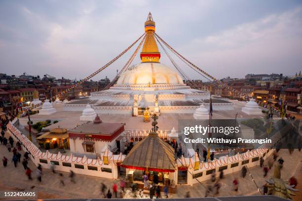 boudhanath stupa kathmandu ,nepal - stupa stock-fotos und bilder