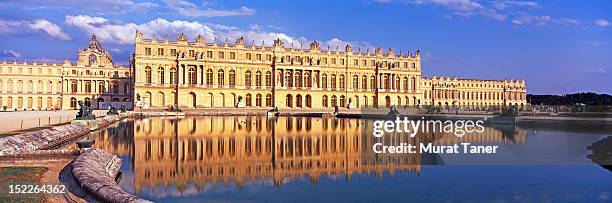 versailles palace - chateau de versailles stock-fotos und bilder