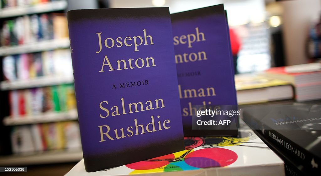 BRITAIN-ENTERTAINMENT-LITERATURE-ISLAM-RUSHDIE