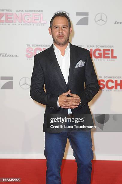 Moritz Bleibtreu attends the premiere of 'Schutzengel' at Sony Center on September 18, 2012 in Berlin, Germany.