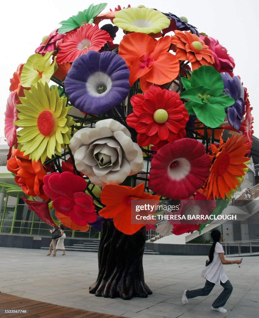 SINGAPORE-ART-SCULPTURE