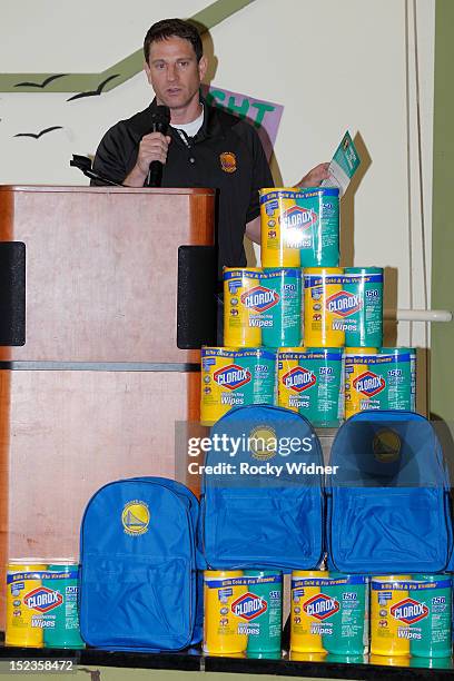 Golden State Warriors Assistant Coach Darren Erman speaks to students at Garfield Elementary on September 17, 2012 in Oakland, California. NOTE TO...