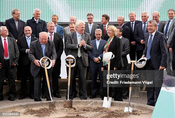 Uwe Seeler, Ullrich Sierau, mayor of Dortmund, Hannelore Kraft, German Social Democrats and Governor of the German state of North Rhine-Westphalia...
