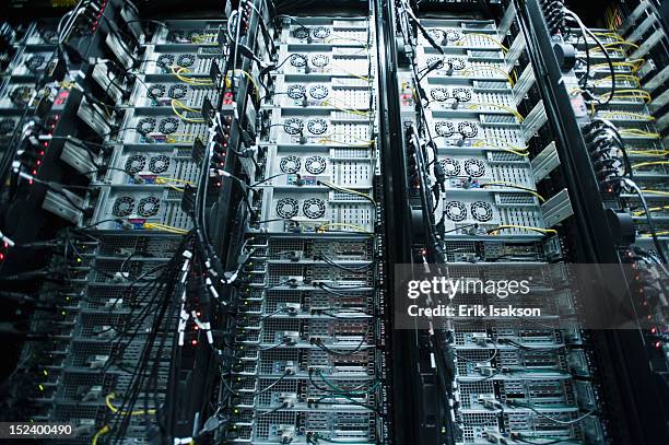server racks and cables - power supply stock pictures, royalty-free photos & images