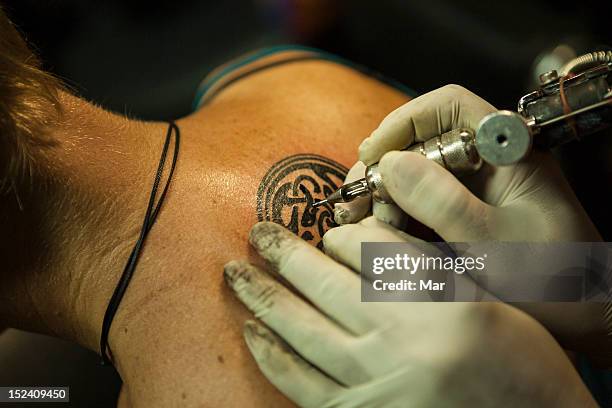 Tattoo Rompa 148 Tattoo Neck Tattoo Hand Stock Photos, High-Res Pictures, and Images ...