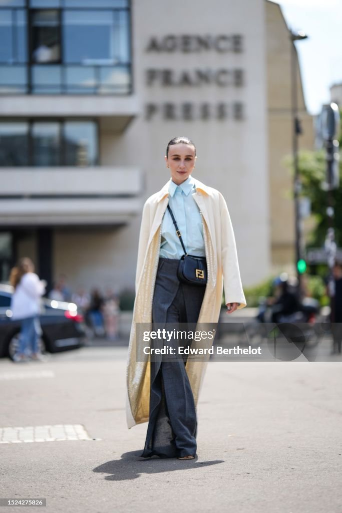 Street Style - Paris Fashion Week - Haute Couture Fall/Winter 2023/2024 - Day Four