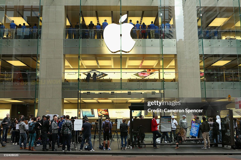 IPhone 5 Hits Australian Apple Stores