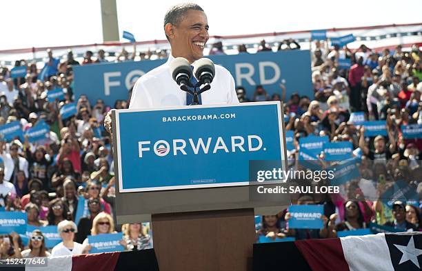 Obama Rally Stadium 120 G Richard Pfitzner Stadium Stock Photos, High-Res Pictures, and ...