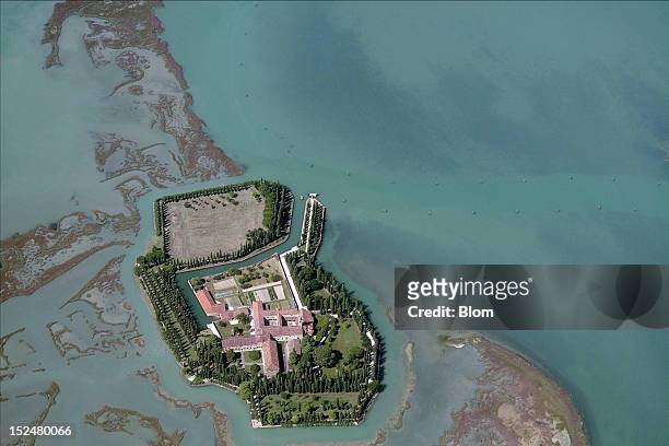 An aerial image of Isola di San Francesco del Deserto, Venezia