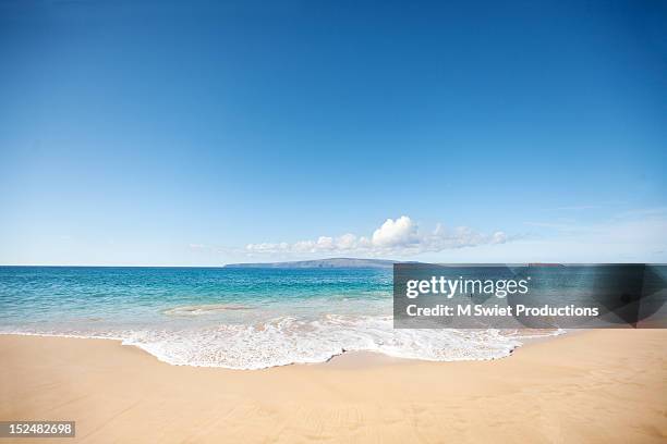 beach - makena maui stock pictures, royalty-free photos & images