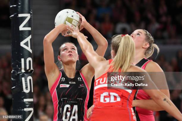Tippah Dwan of the Thunderbirds shoots during the 2023 Super Netball Grand Final match between Adelaide Thunderbirds and NSW Swifts at John Cain...