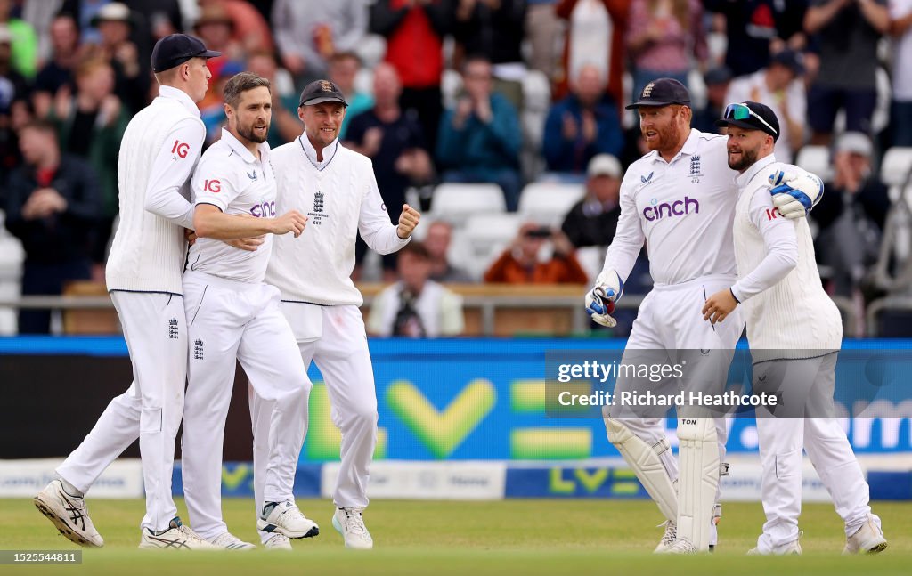 England v Australia - LV= Insurance Ashes 3rd Test Match: Day Three