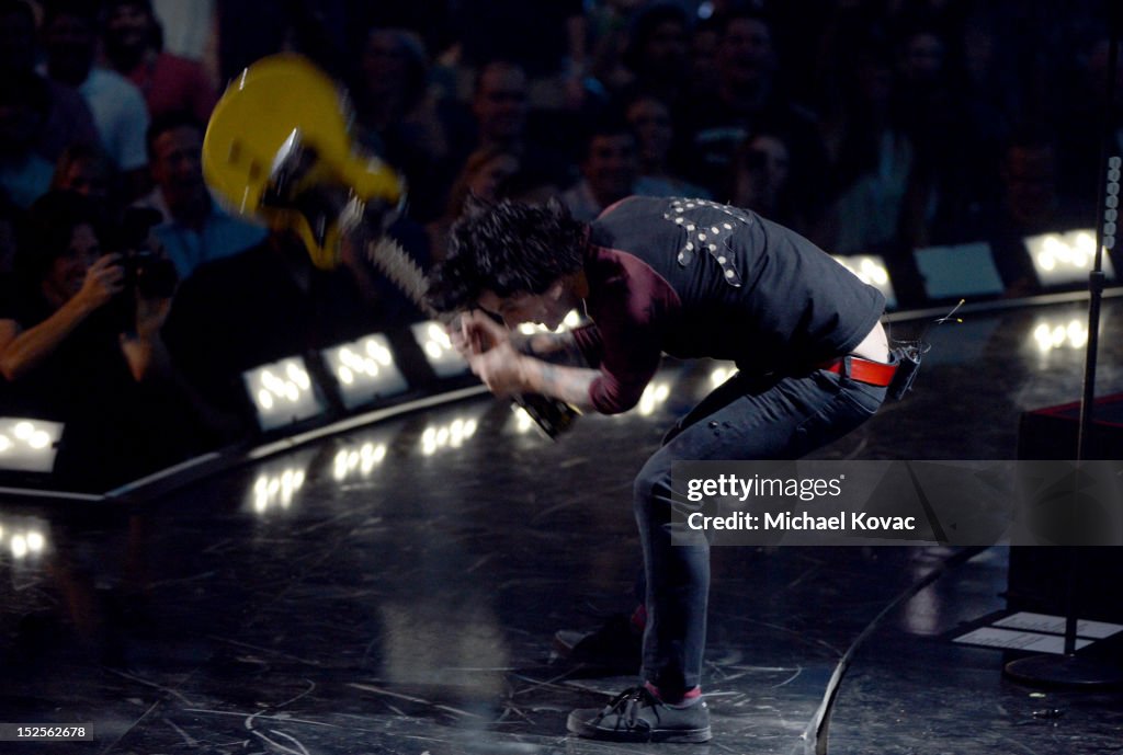 2012 iHeartRadio Music Festival - Day 1 - Show