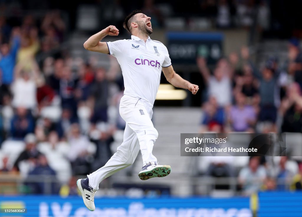 England v Australia - LV= Insurance Ashes 3rd Test Match: Day Three