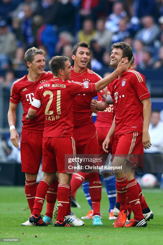 FC Schalke 04 v FC Bayern Muenchen - Bundesliga