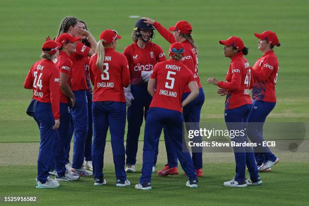 Amy Jones of England celebrates with her team mates after taking the wicket of Ashleigh Gardner of Australia during the Women's Ashes 3rd Vitality...