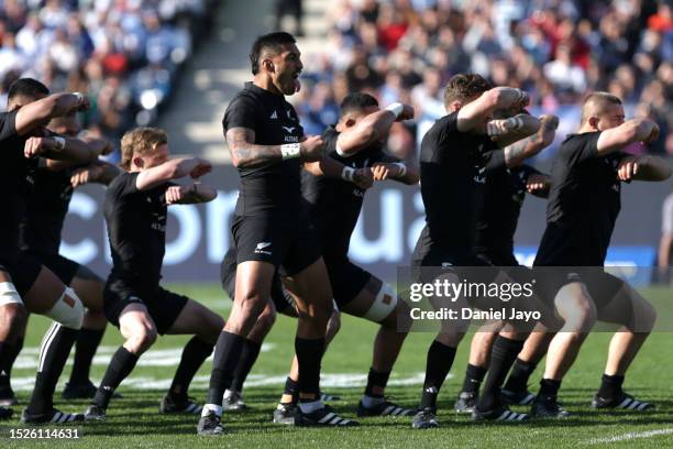 Rieko Ioane of New Zealand and teammates perform the haka prior to a Rugby Championship match between Argentina Pumas and New Zealand All Blacks at...