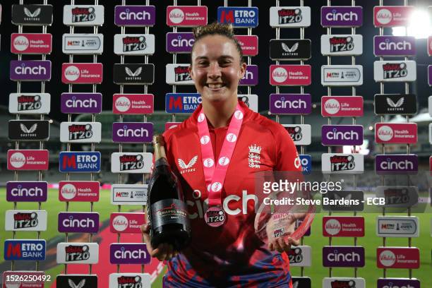 Alice Capsey of England poses with her player of the match award after the Women's Ashes 3rd Vitality IT20 match between England and Australia at...