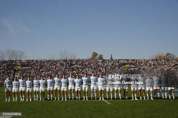 Players of Argentina line up prior to a Rugby Championship match between Argentina Pumas and New Zealand All Blacks at Estadio Malvinas Argentinas on...