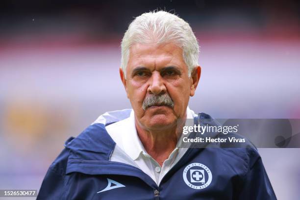 Ricardo Ferretti, coach of Cruz Azul looks on during the 2nd round match between Cruz Azul and Toluca as part of the Torneo Apertura 2023 Liga MX at...