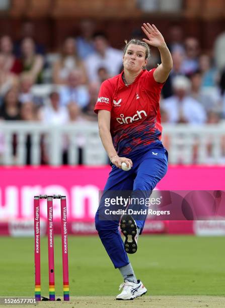 Lauren Bell of England bowls during the Women's Ashes 3rd Vitality IT20 match between England and Australia at Lord's Cricket Ground on July 08, 2023...