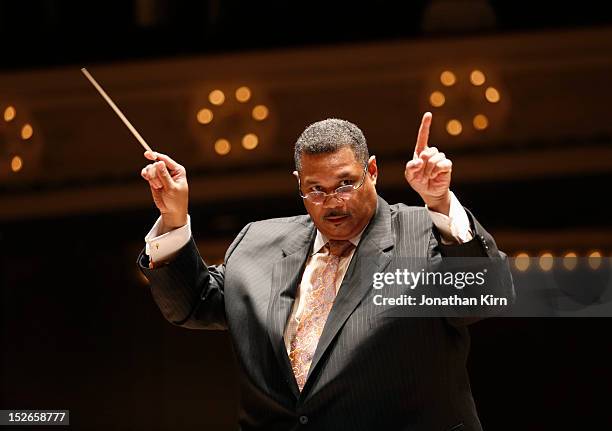 african american conductor in action. - conductor ストックフォトと画像