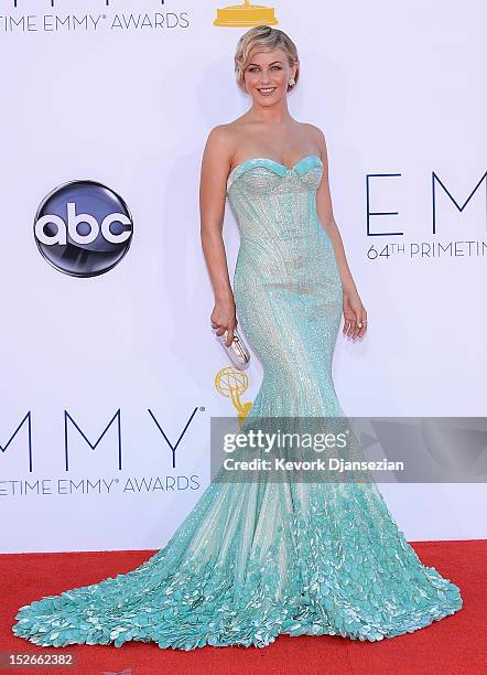 Julianne Hough arrives at the 64th Annual Primetime Emmy Awards at Nokia Theatre L.A. Live on September 23, 2012 in Los Angeles, California.