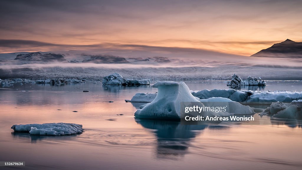 Jokulsarlon sunrise