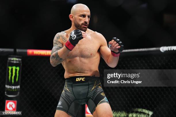 2,978 Alexander Volkanovski Photos & High Res Pictures - Getty Images