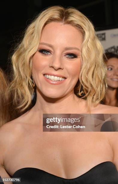 Actress/producer Elizabeth Banks arrives at the Los Angeles premiere of "Pitch Perfect" at ArcLight Hollywood on September 24, 2012 in Hollywood,...