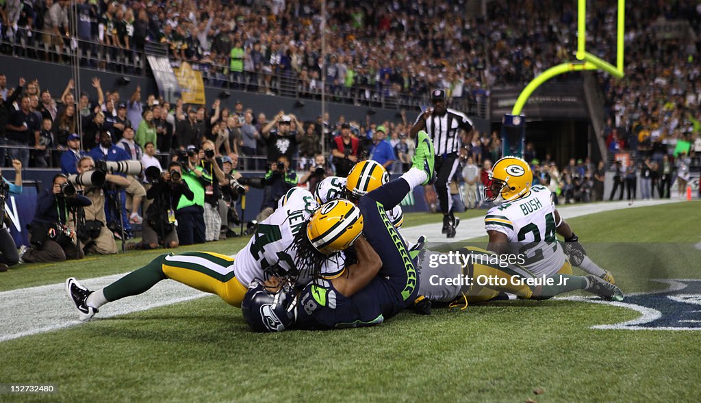 Green Bay Packers v Seattle Seahawks