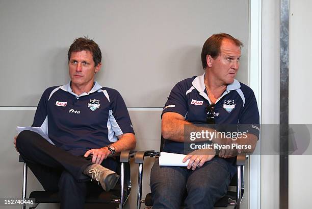 Stuart Raper Rugby 53 Bill Harrigan Stock Photos, High-Res Pictures, and Images - Getty Images