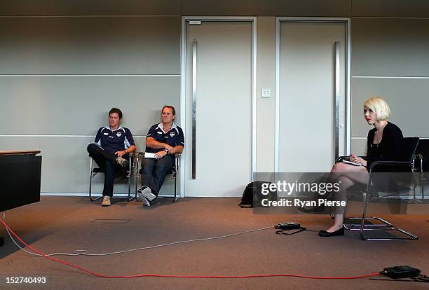 Stuart Raper Rugby Bill Harrigan Photos and Premium High Res Pictures - Getty Images