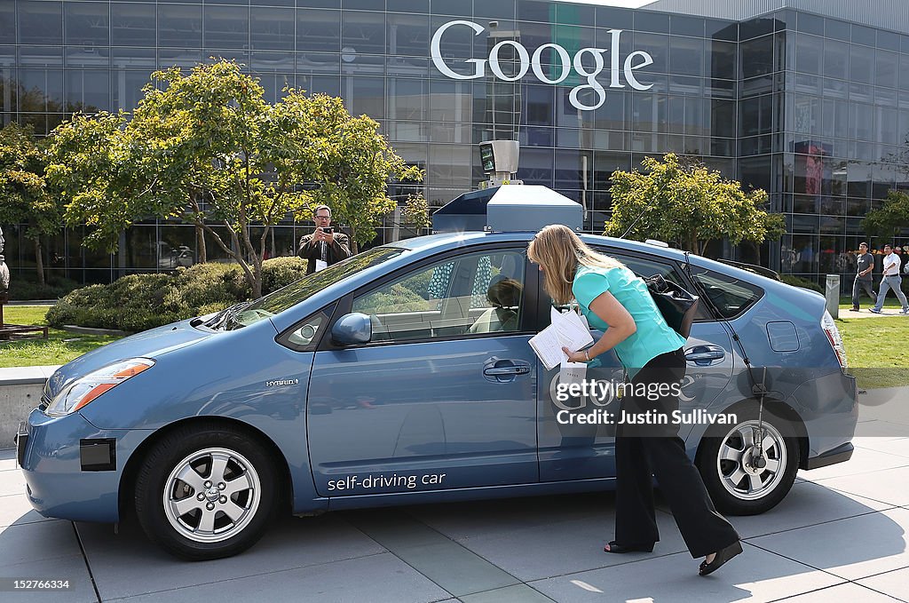Gov. Brown Signs Legislation At Google HQ That Allows Testing Of Autonomous Vehicles